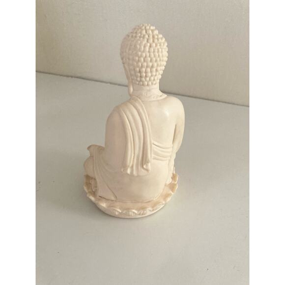 VTG Buddha Staute Figurine Ivory Color Buddhism 5" Meditation - Picture 5 of 5